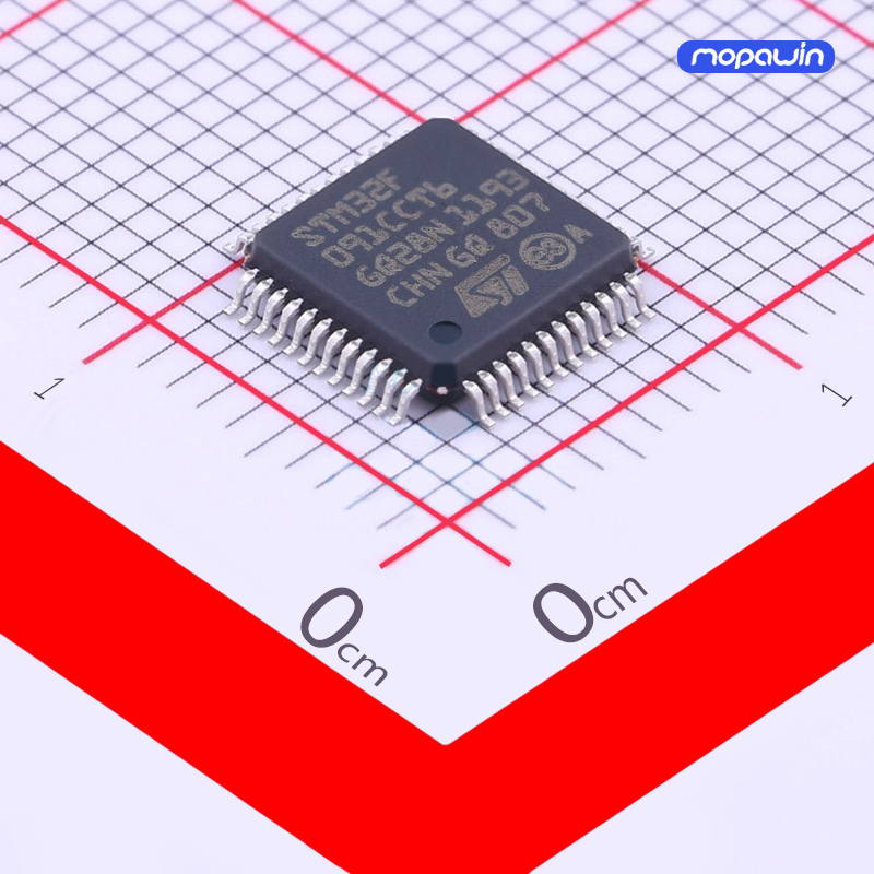 ARM Cortex-M0 48MHz 闪存：256K@x8bit RAM：32KB